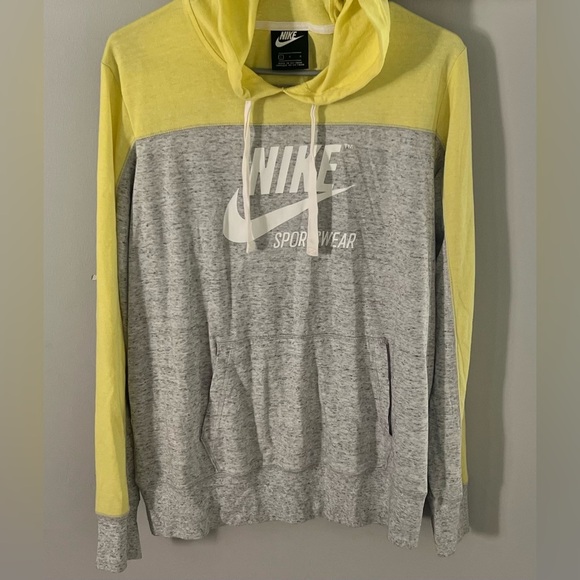 Nike Sportswear Gray Yellow White Lightweight Over Sweater Hoodie-Women Large - Picture 1 of 6
